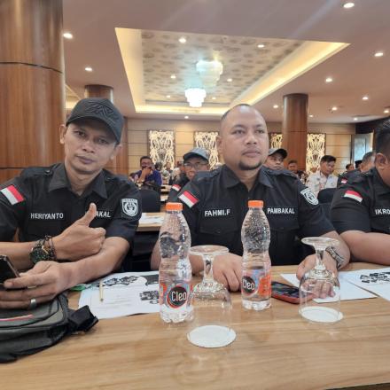 Pambakal Bawahan Seberang Hadiri Acara Pembinaan Desa Sadar Hukum Dalam Pencegahan Redikalisme